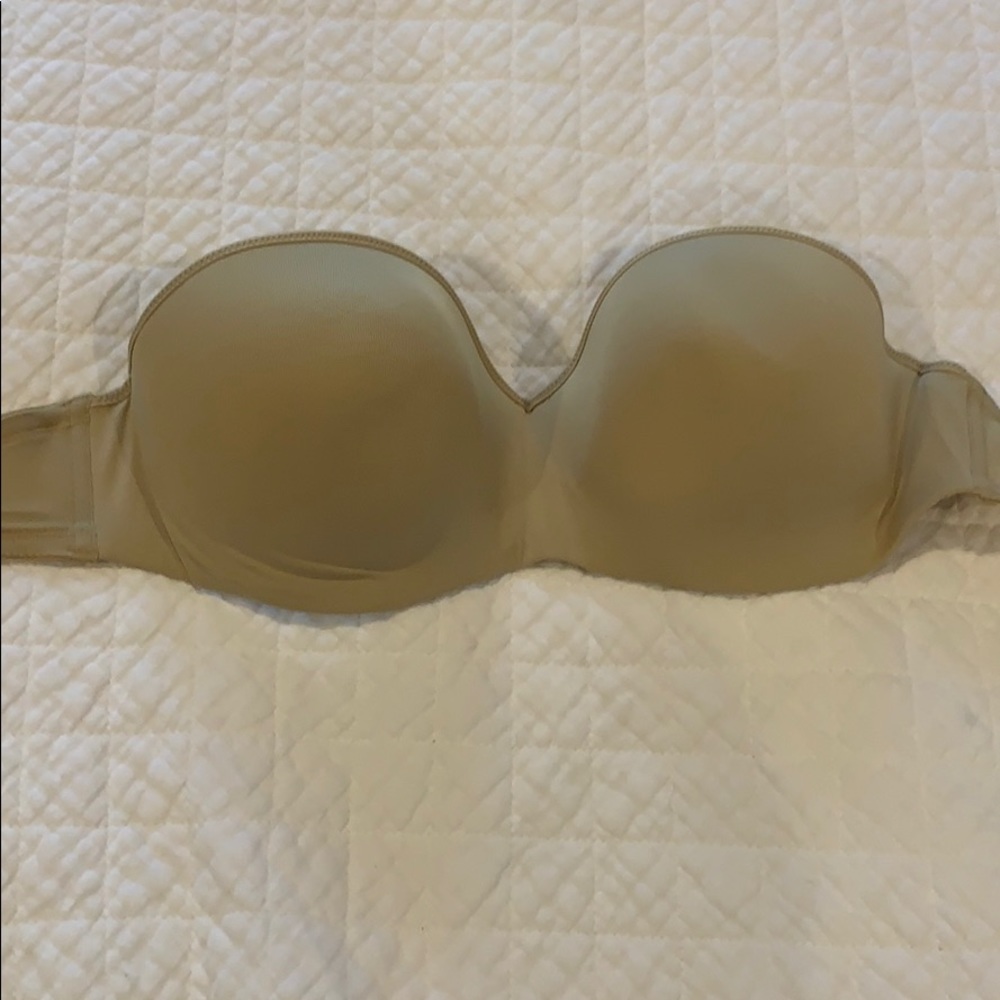36 DD Strapless Bra
